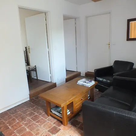 Le Trianon De Bed & Breakfast 3*